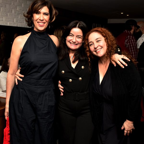 Maria Clara Gueiros, Cintia Oliveira e Débora Lamm