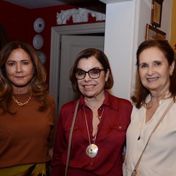 Angela Bosco, Flavia Aragão e Alice Medici