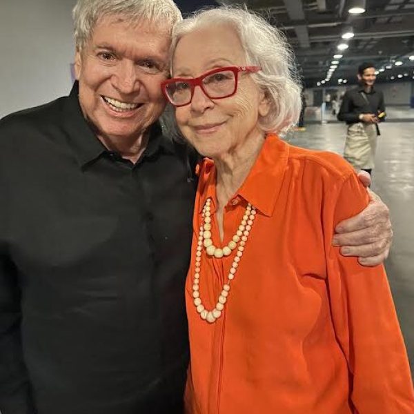 Grandes: José Bonifácio de Oliveira Sobrinho, o Boni, e Fernanda Montenegro