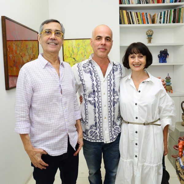 Willy entre Artur Fidalgo e Zezé Polessa