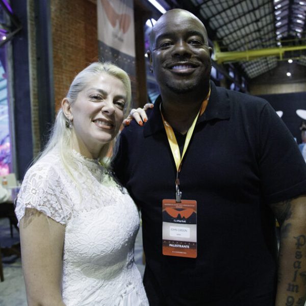 Carla Sánchez e John GIbson