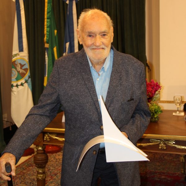 Roberto de Regina, vencedor na categoria Música