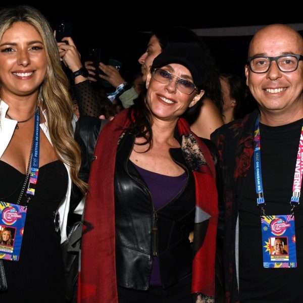 Christiane Torloni entre Andrea e Peck Mecenas