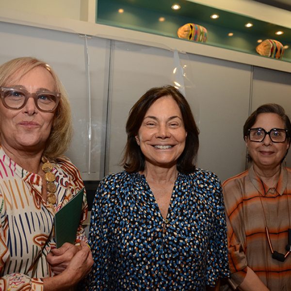 Claudia Guise, Andrea Gouvêa Vieira e Claudia Zarvos