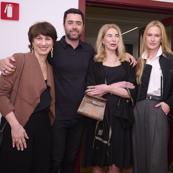 Claudia Falcão, Roberto Marinho Neto, Aparecida Marinho, e a atriz Fiorela Mattheis