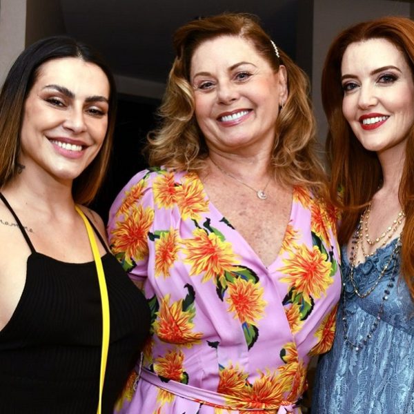 Cléo Pires, Vera Fisher e Larissa Maciel