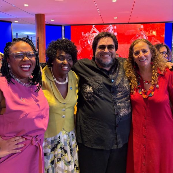 Tainá de Paula, Benedita da Silva, Eduardo Barata e Jandira Feghali