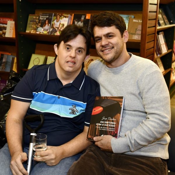 Os irmãos Breno Prisco e Bernardo Palmeiro