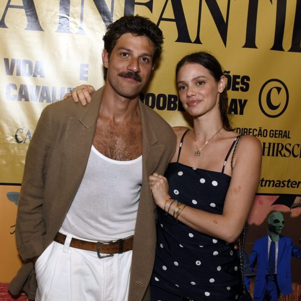 Chay Suede e Laura Neiva