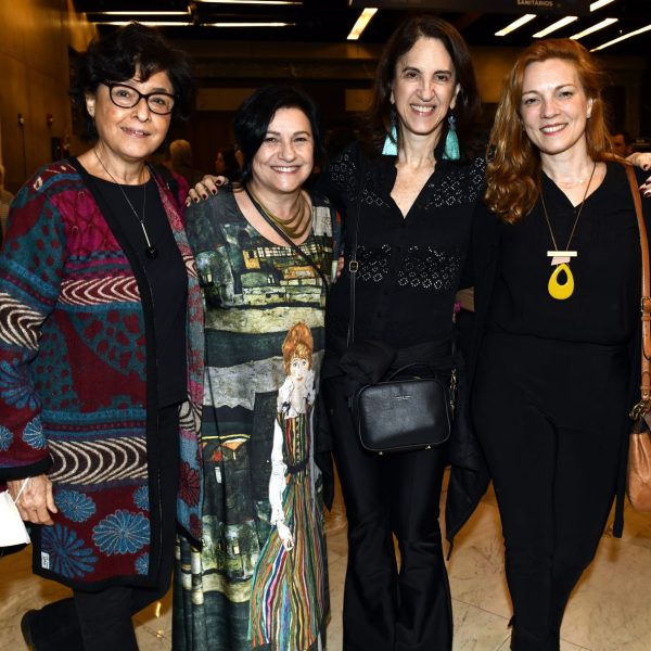 Maria Ângela Menezes, Maria Siman, Aniela Jordan e Marta Paret