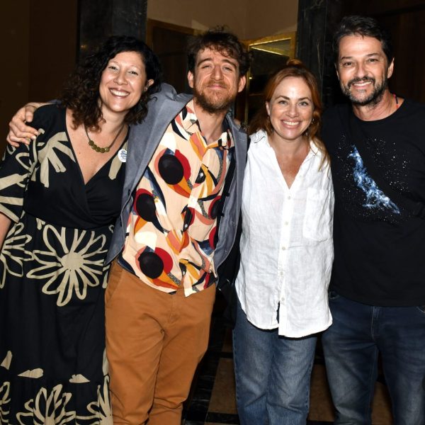 Andrea Alves, Vinicius Calderoni, Karine Teles e Marcelo Serrado