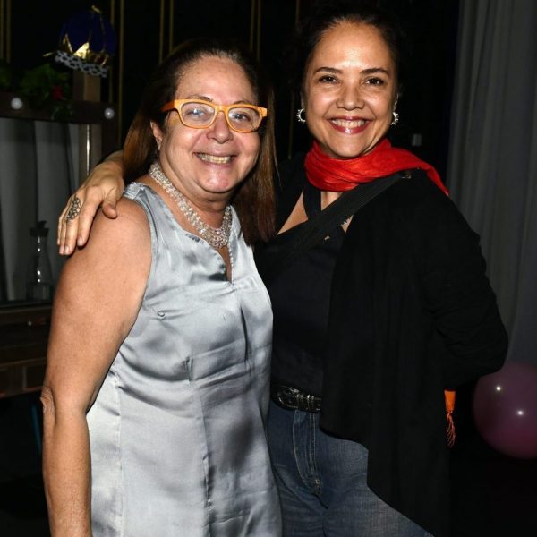 A crítica teatral Claudia Chaves e Tereza Seiblitz