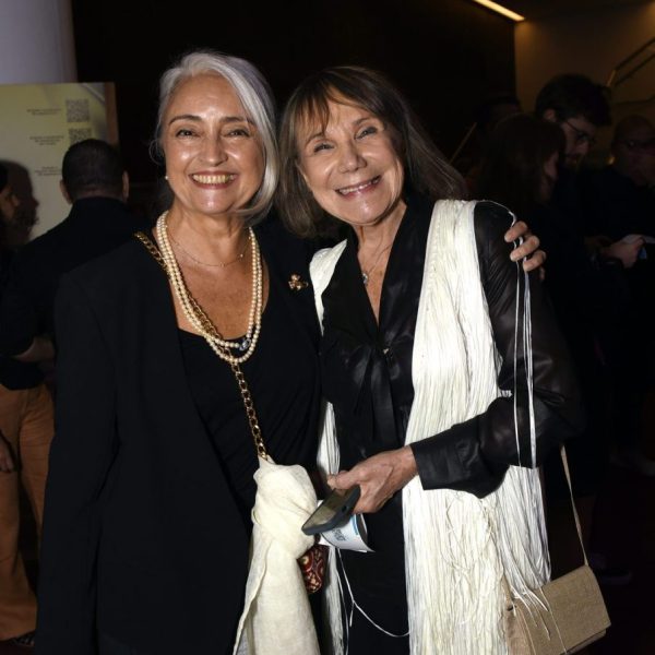 Divas: Regina Restelli e Sylvia Massari