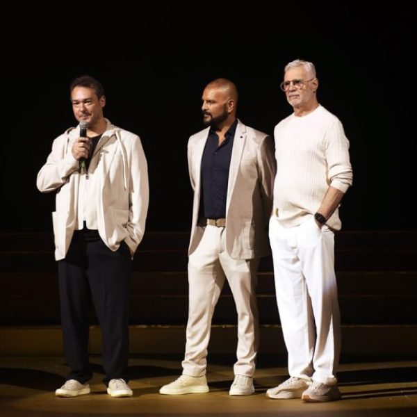 No palco: Eduardo Bakr, Nilton Santana e Tadeu Aguiar