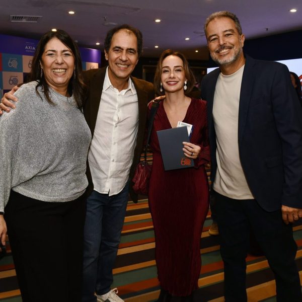 Silvia e Léo Haus, Carol Proner e Rodrigo Gerheim, da Axia
