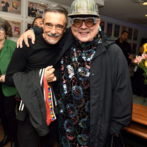 Charles Gavin e DJ Zé Pedro