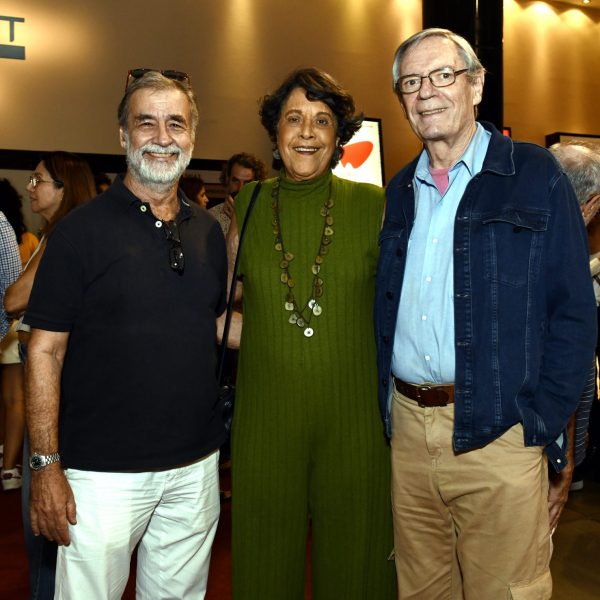 Miguel Paiva, Eliana e Chico Caruso