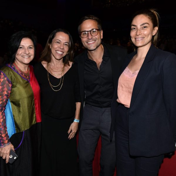 Maria Siman, Daniela Santa Cruz , Marcelo Calero e Mariana Ribas