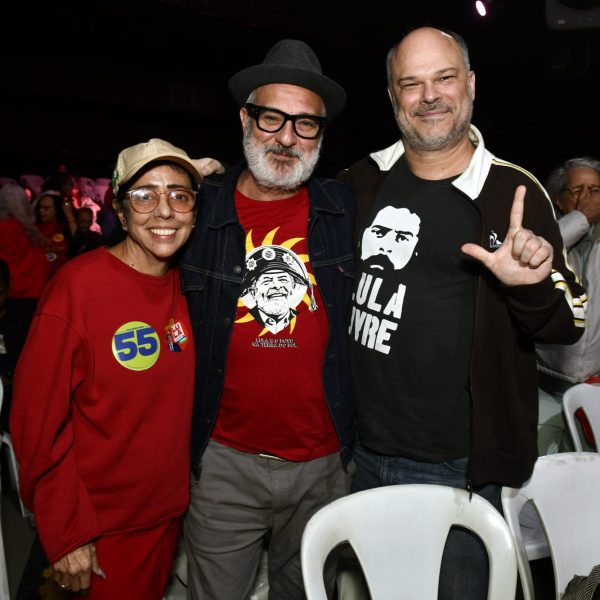 Galera do cinema: Walkiria Barbosa, Lírio Ferreira e Diogo Dahl