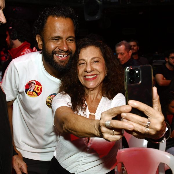 Selfie: Pastor Henrique Vieira e Catarina Abdala