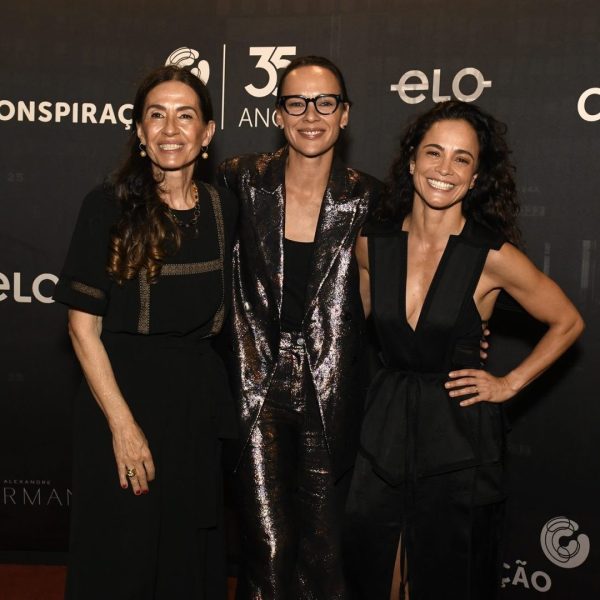 Flora Gil, Renata Brandão e Alice Braga