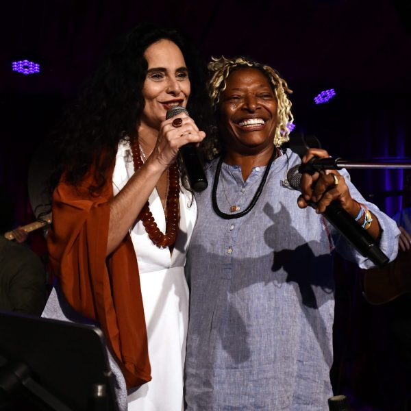 Mariana de Moraes e Mart'Nália