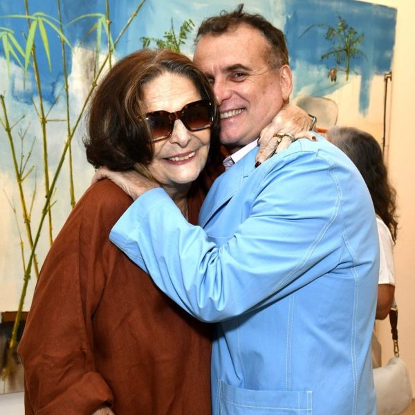 Heloísa Teixeira e seu filho Pedro Buarque