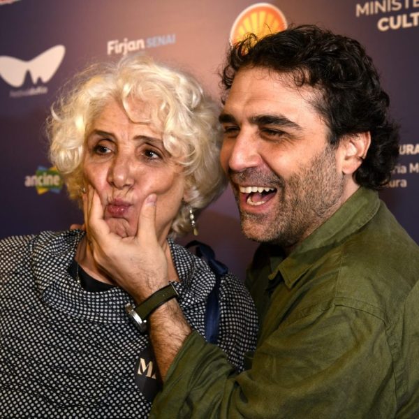 Juliana Carneiro e o diretor Pedro Freire