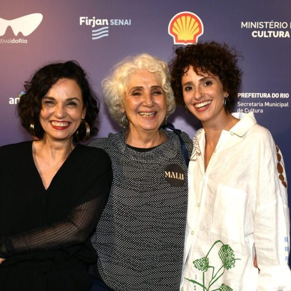 Yara de Novaes, Juliana Carneiro e Carol Duarte