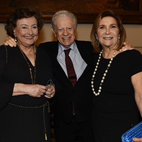 Margareth Dalcolmo e Arnaldo e Ruth Niskier