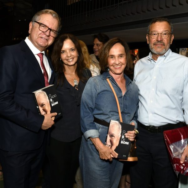 Jair e Tilia de Carvalho, Bebel e Paulo Niemeyer Filho