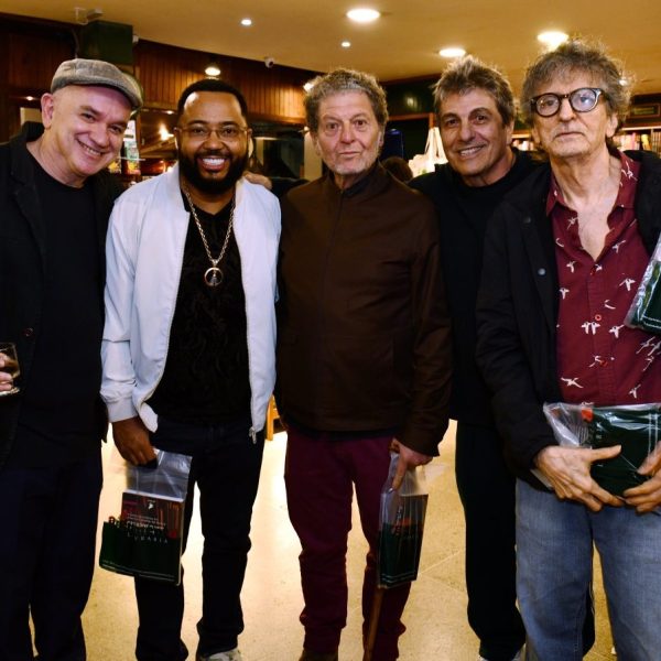 Marcello Lobatto, Dudu Nobre, Rafael Borges, Evandro Mesquita e Vinicius Cantuária