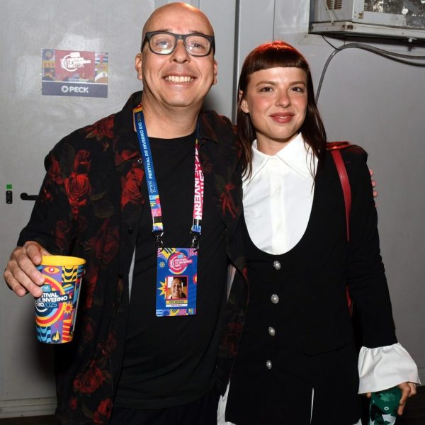 Peck Mecenas e Júlia Mestre