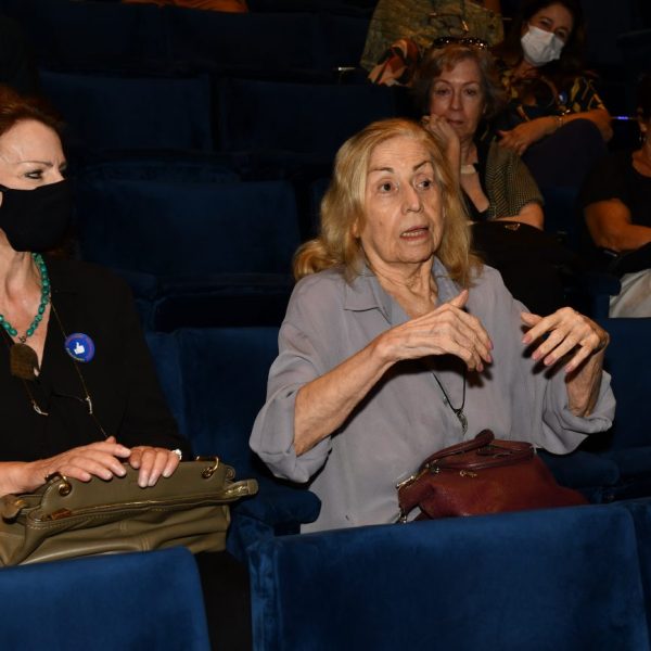 Sônia Clara Ghivelder e Jacqueline Laurence