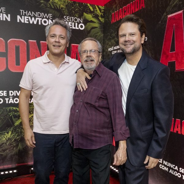 Dalton Mello entre os filhos Danton e Selton Mello