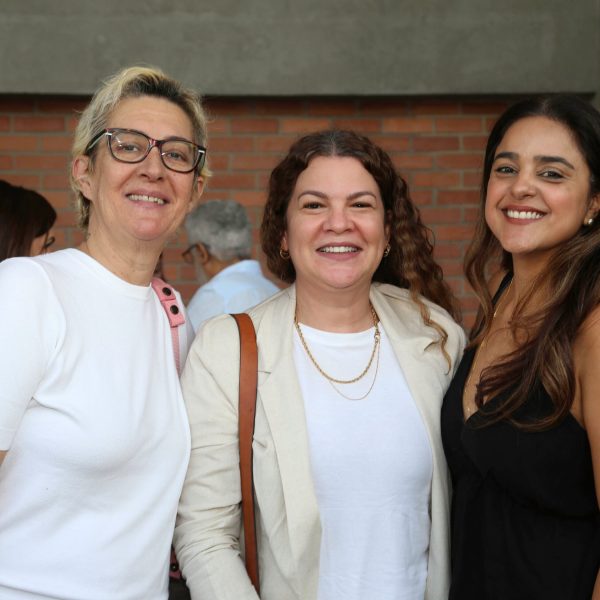 Fafá Giordano, Christiane Gusmão e Julia Sampaio