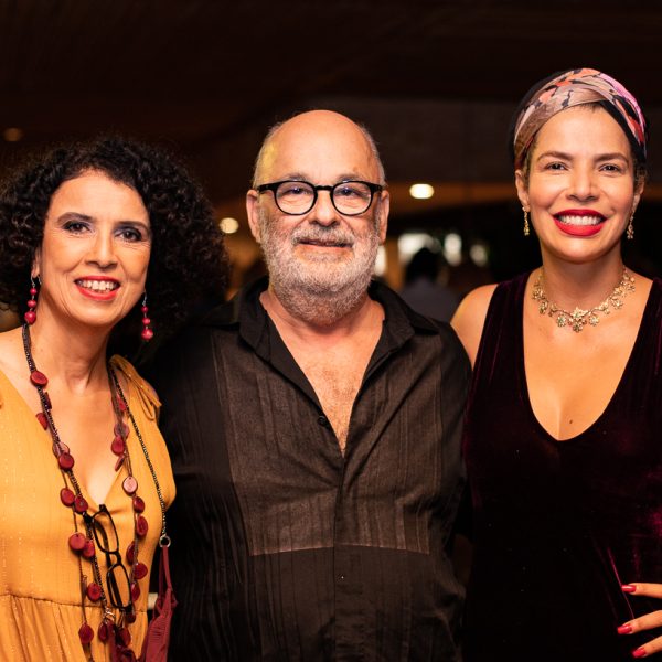 Paula e Jacques Morelembaum e Vanessa da Mata