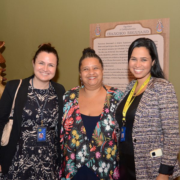 Gabriela Azevedo, Regina Godoy e Isabela Farias