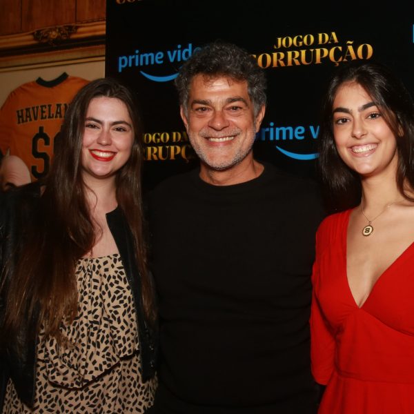 Eduardo Moscovis e as filhas Gabriela e Sophia