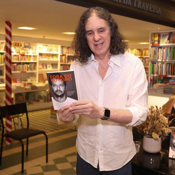 O poeta e imortal Geraldo Carneiro