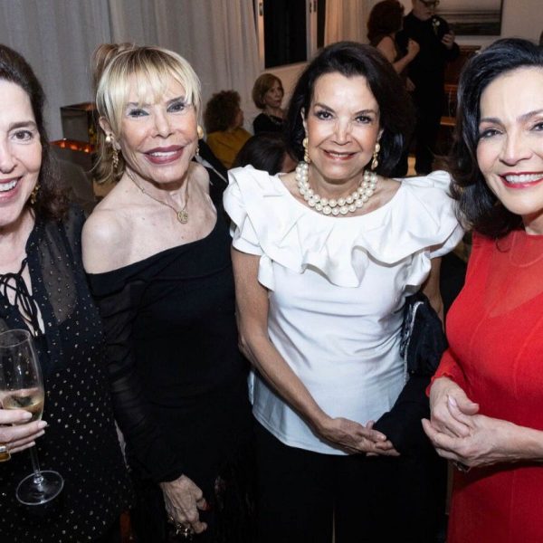 Gracinda Garcez, Gilsse Campos, Ângela Brant e Liliana Rodriguez