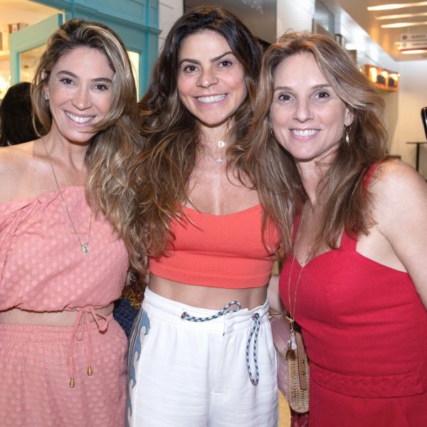 Simone Cavaliere, Ana Paula Lou e Patricia Borges