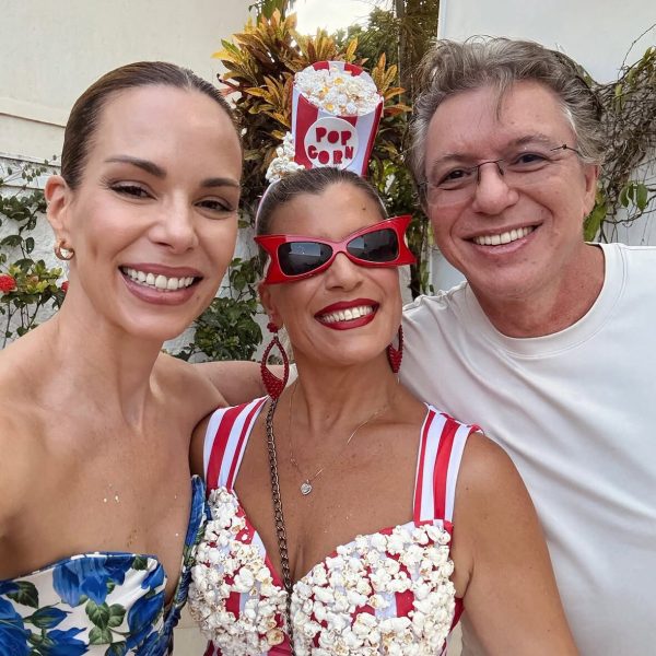 Mariana Nogueira entre Ana Furtado e Boninho