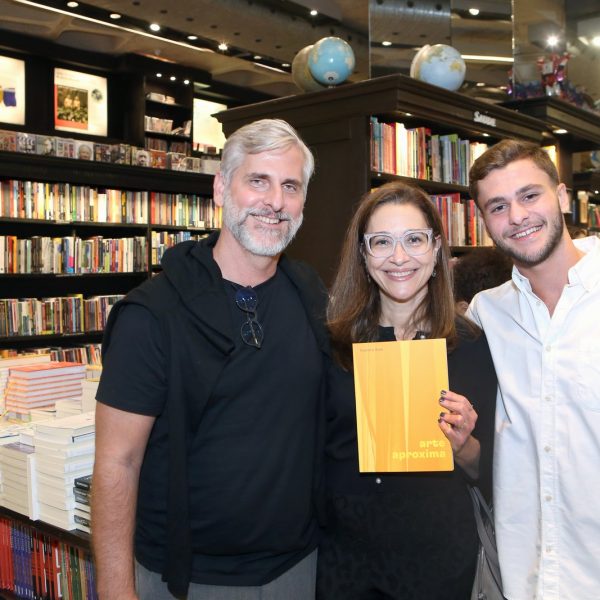 Carlos Oliveira, Viviane e Cadu Oliveira