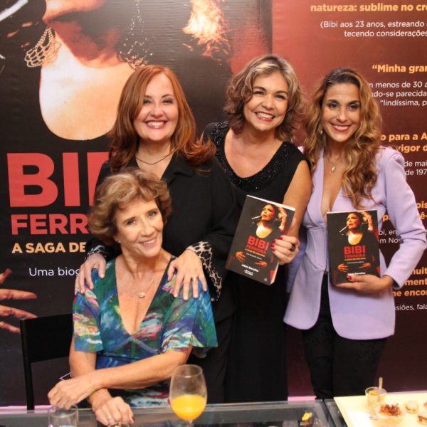 Jalusa, Claudia Neto, Stella Maria Rodrigues e Izabella Bicalho