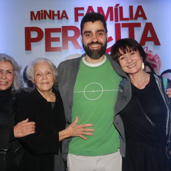 A atriz Zezé Polessa em família