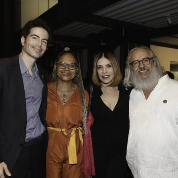 Luiz Fernando Coutinho, Teresa Cristina, Liège Monteiro e Luiz Fernando Lobo