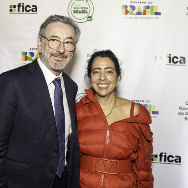 O ministro Marcio Elias Rosa e Walkíria Barbosa