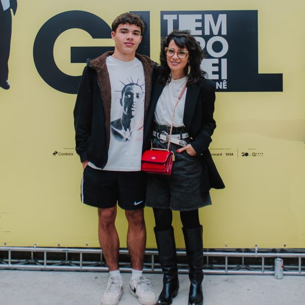 Maria Ribeiro e o filho Bento