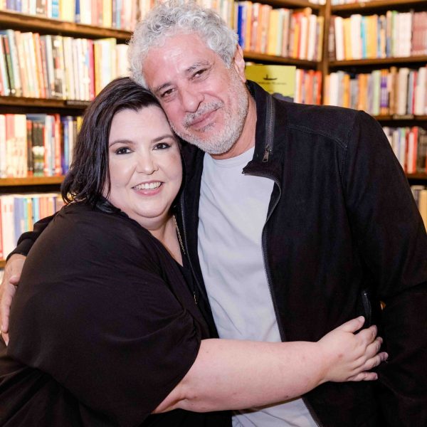 A autora e Jerry Marques